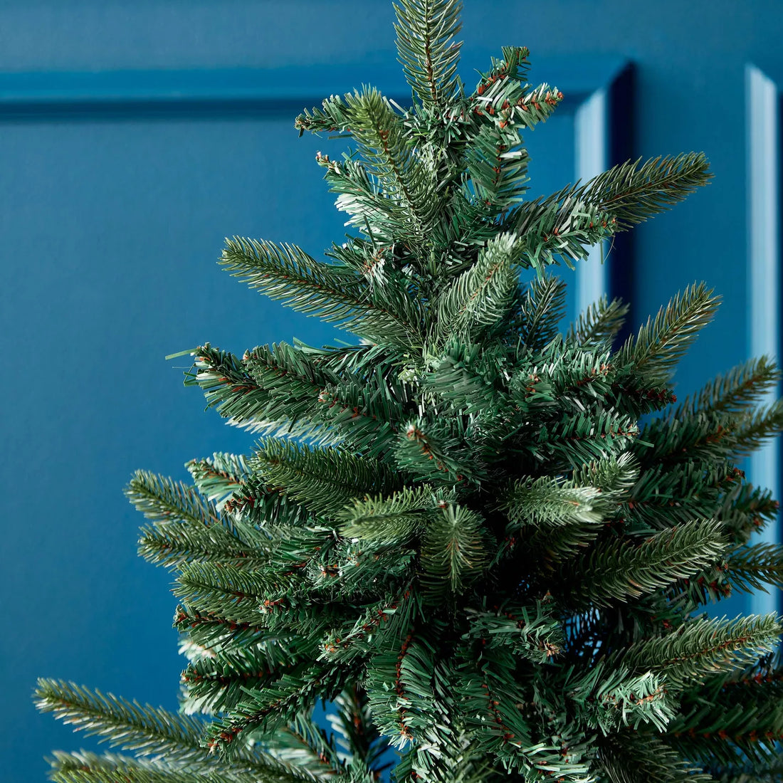 Best Christmas Tree/Spruce Slim Christmas Tree -5ft