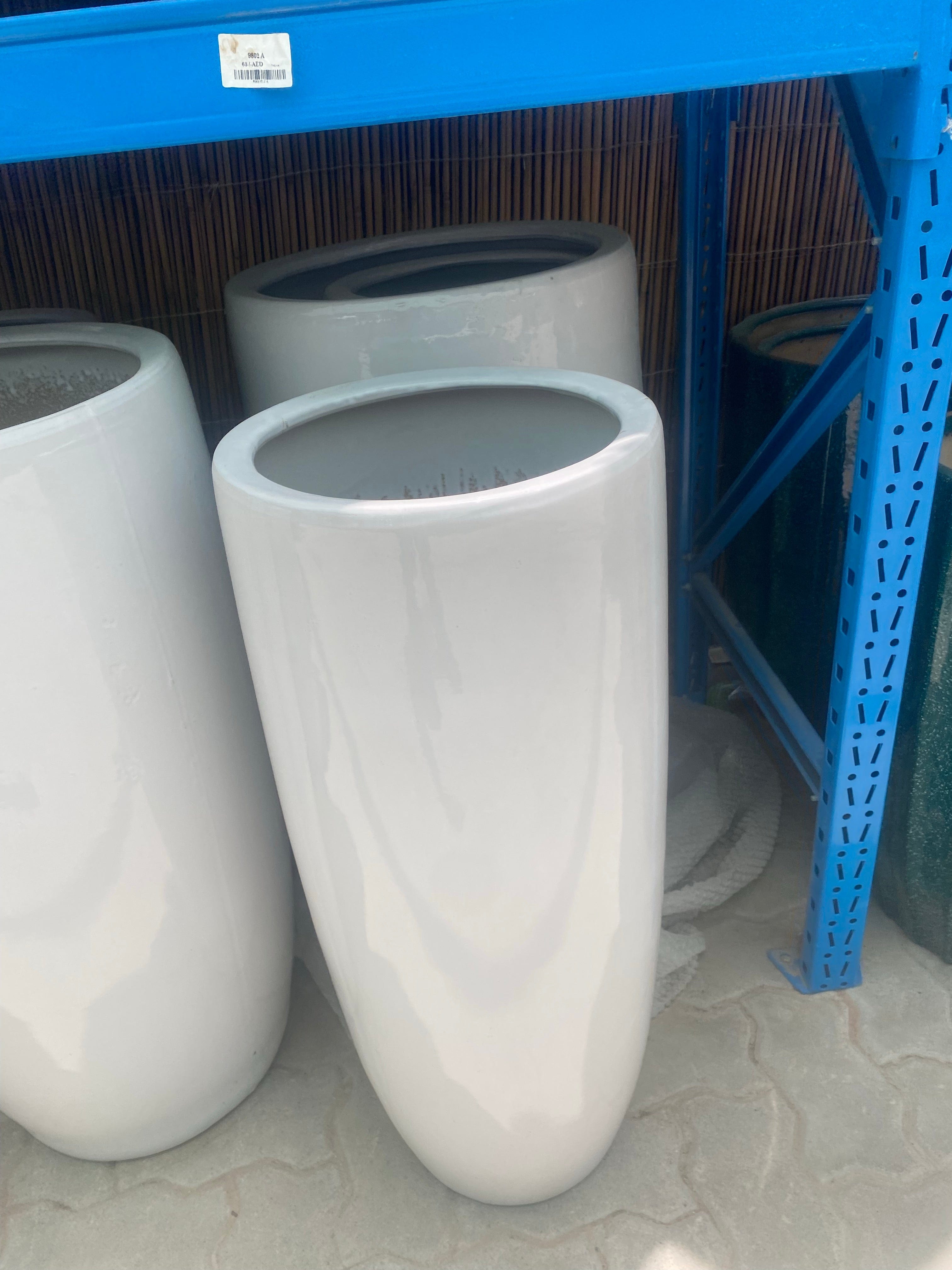 White ceramic tall pots A9